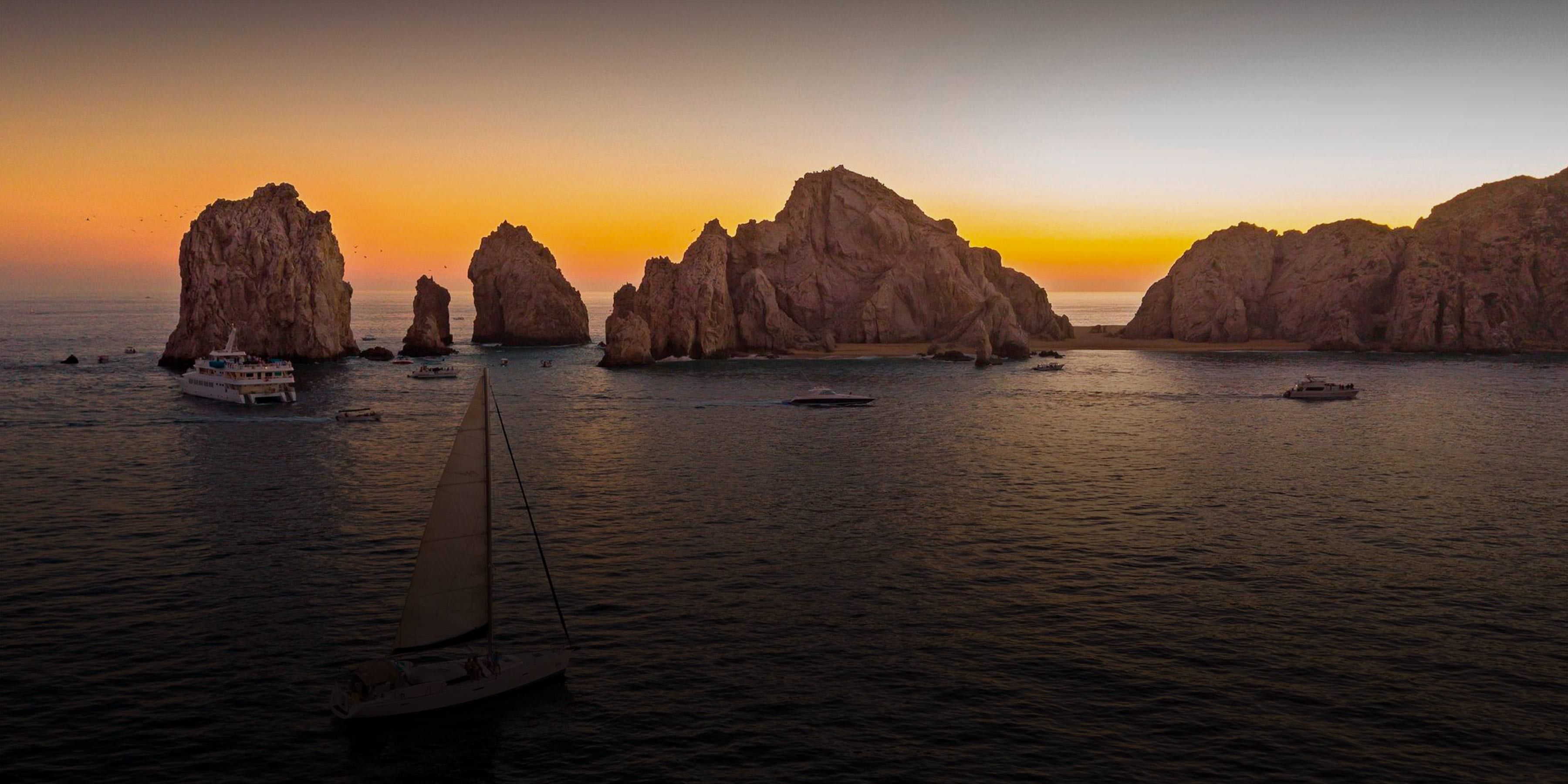 Luxury sunset sailing experience highlights