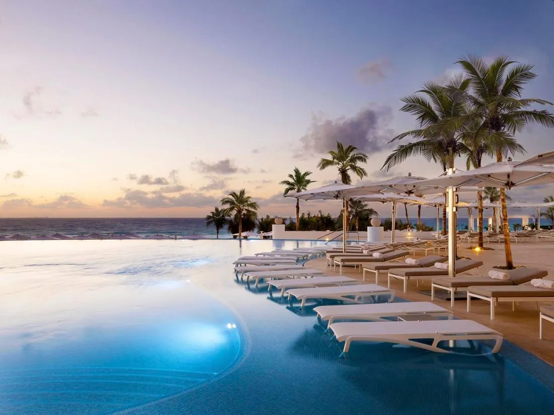 【おもち】LE BLANC SPA RESORT MIKADO Adults-only All-Inclusive Resorts | Le Blanc Spa Resorts